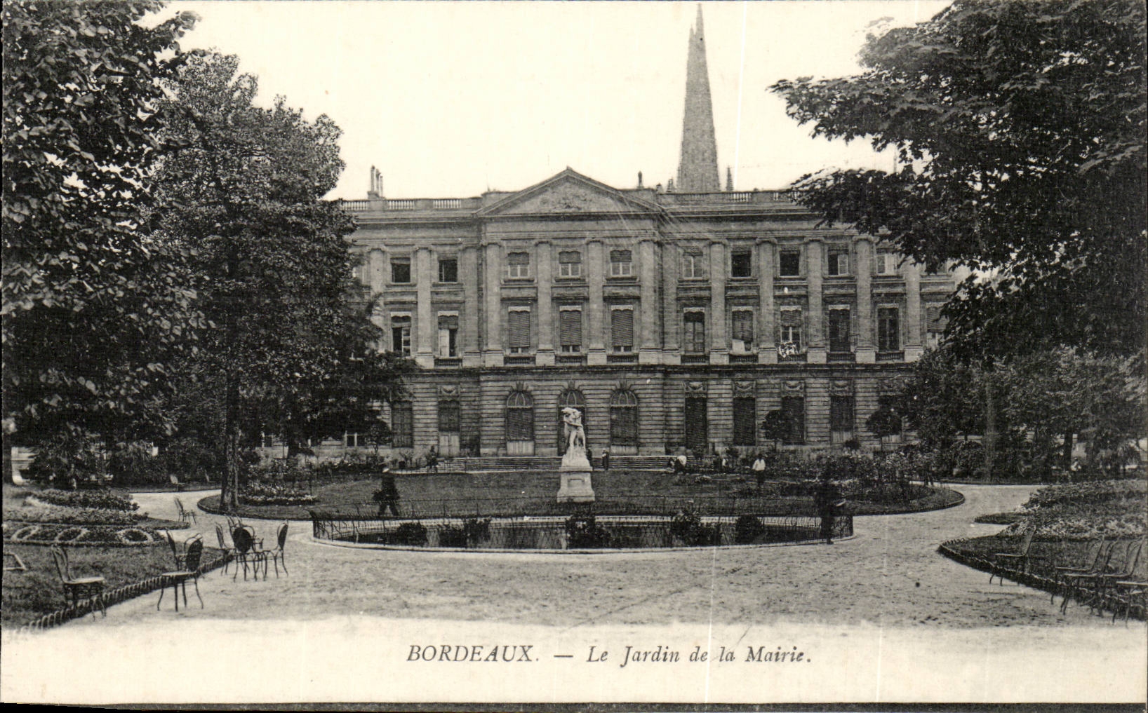 Bordeaux - Le Jardin de la Mairie - CPA 