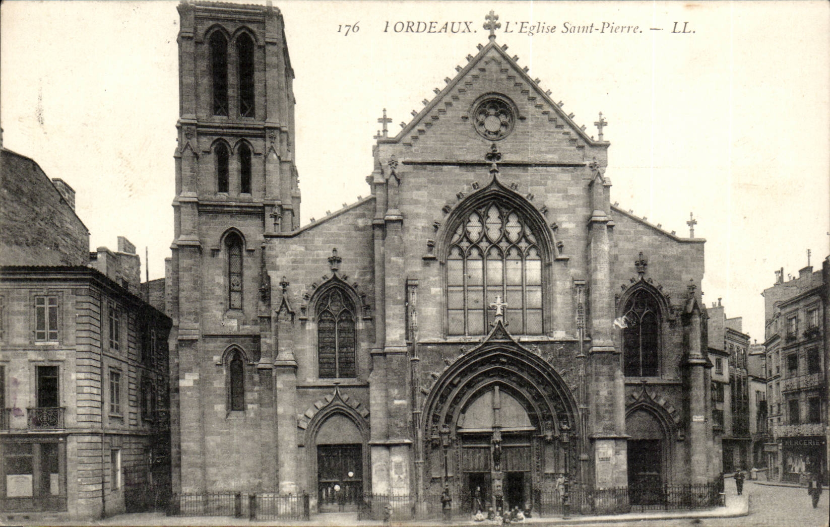 Bordeaux - L'Eglise Saint Pierre - CPA 