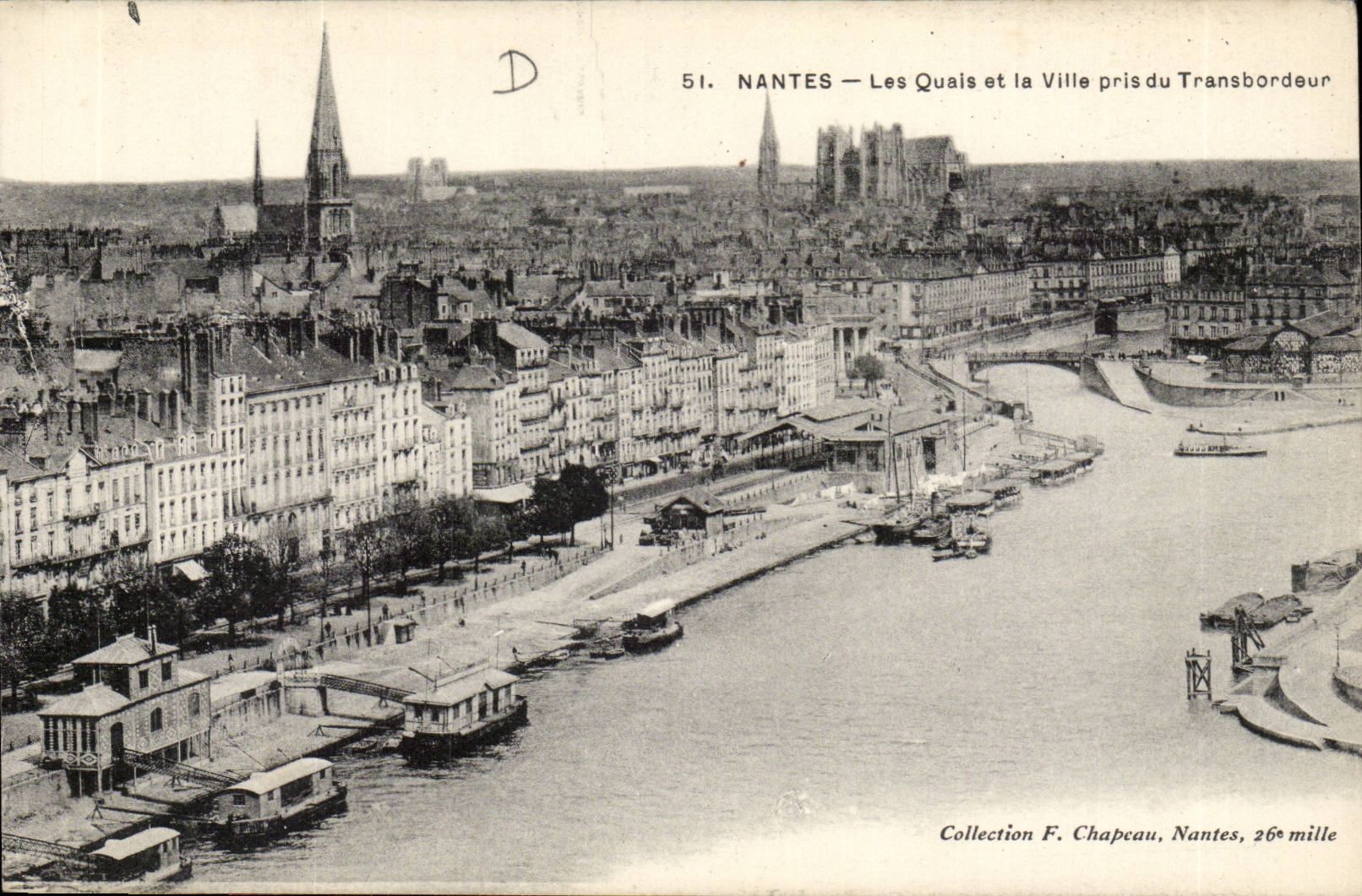 Nantes CPA Les quais et la ville du transbordeur