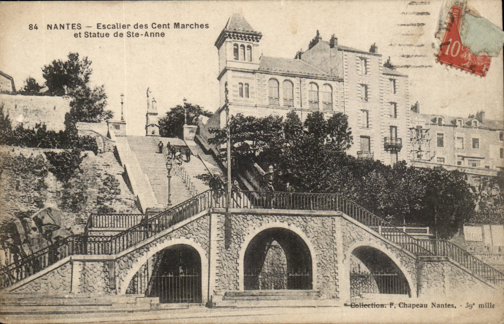 Nantes CPA Escalier des cent marches et statue de Ste Anne