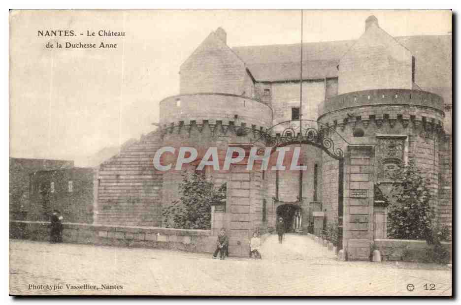 Nantes CPA Le chateau de la duchesse Anne