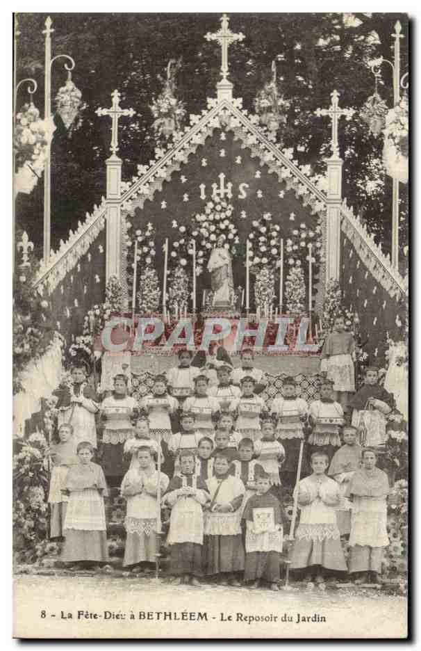 La Fête-Dieu à BETHLÉEM - Le Reposoir du Jardin