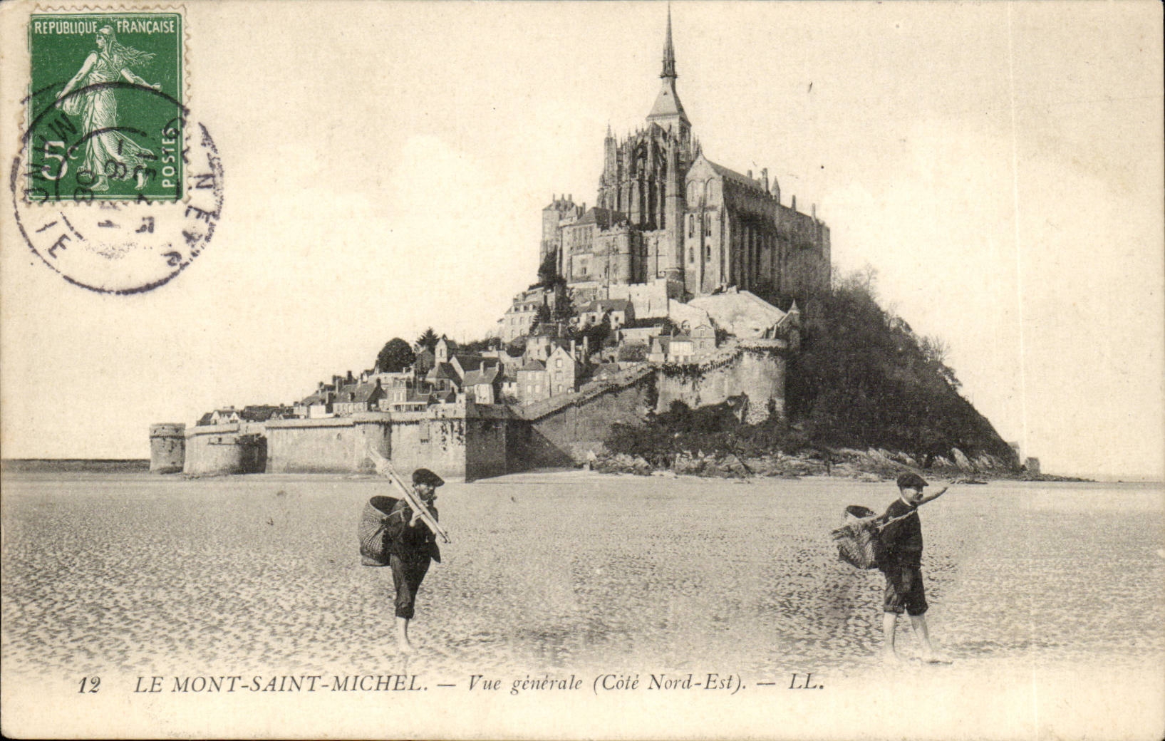 Le Mont-Saint-Michel — Vue générale (Côté Nord-Est) — LL.