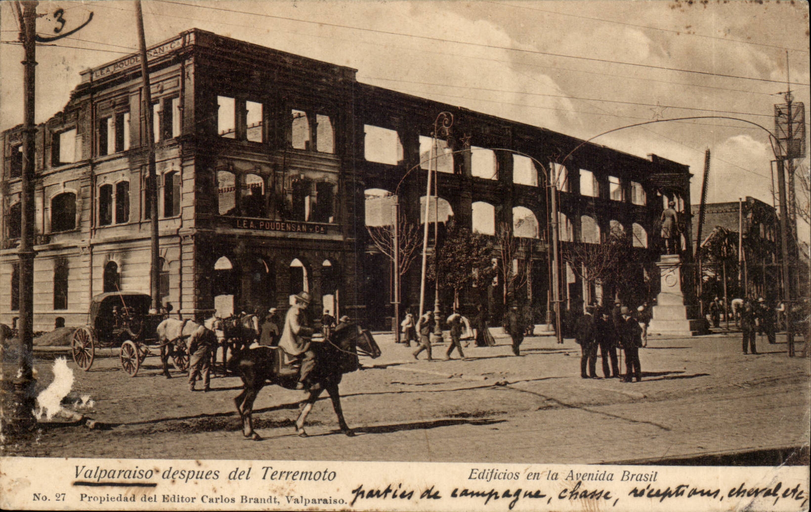 Chili CPA Valparaiso despues del Terremonto Edificios en la Evenida Brasil