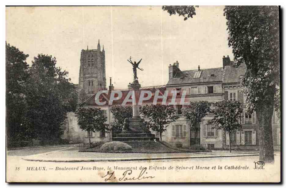 Meaux — Boulevard Jean-Rose, le Monument des Enfants de Seine-et-Marne et la Cathédrale — J. Paulin