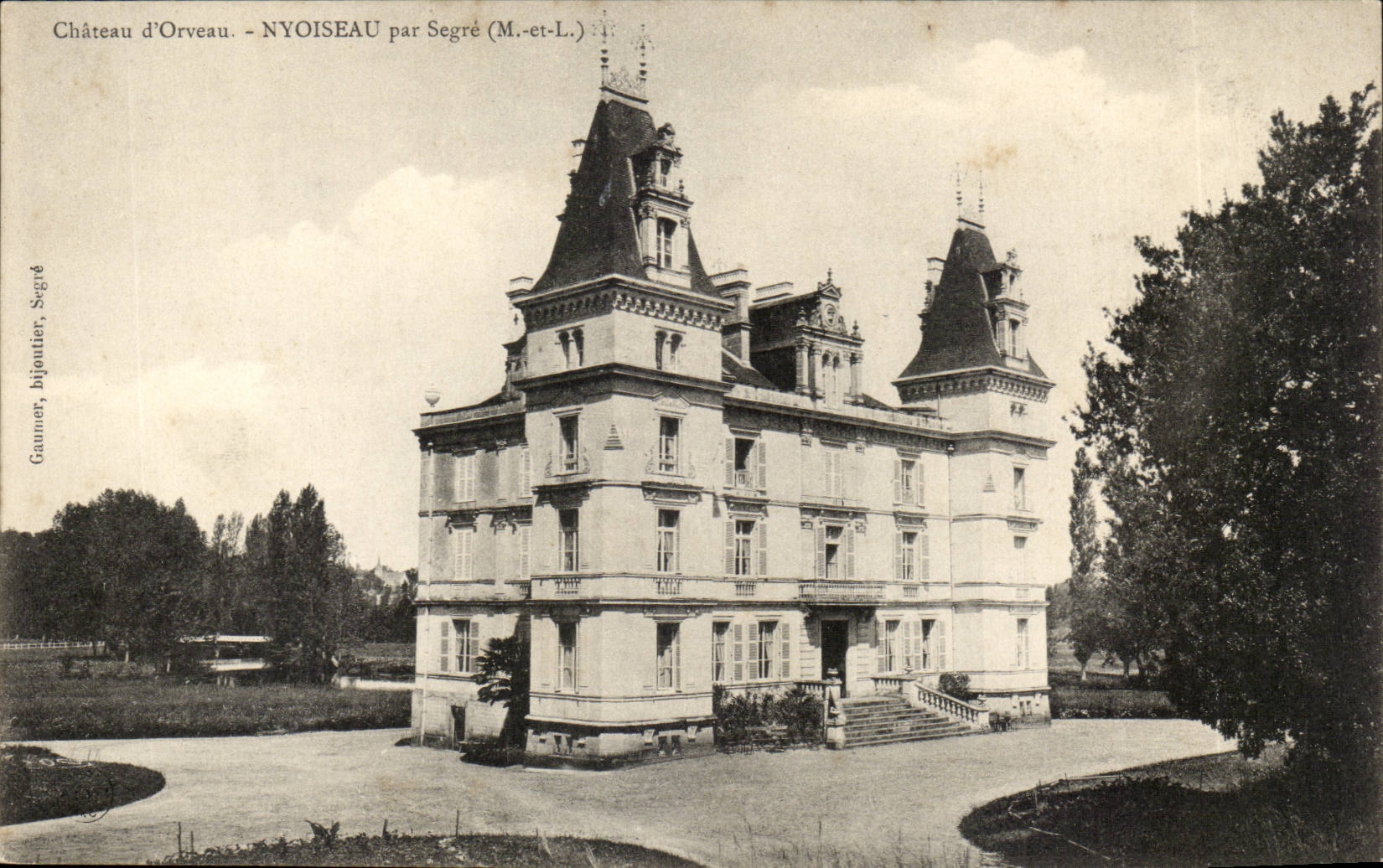 Chateau d'Orveau CPA Nyoiseau par SEgre