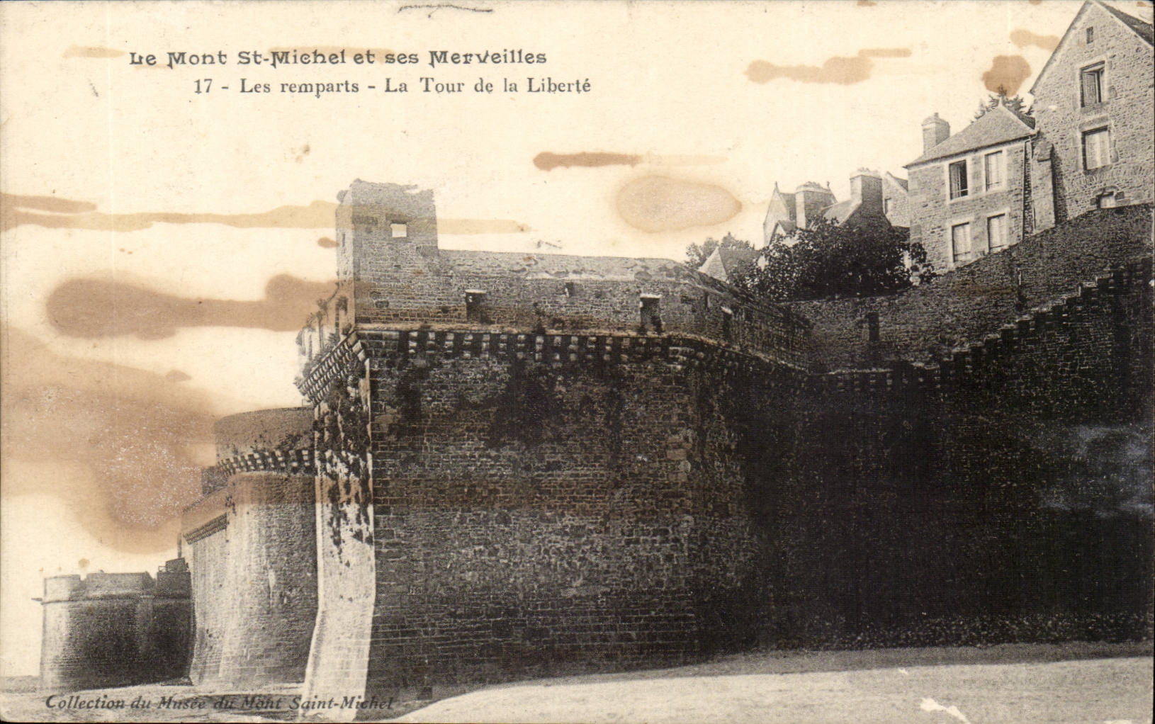 Le Mont St-Michel et ses Merveilles — 17 - Les remparts - La Tour de la Liberté — Collection du Musée du Mont Saint-Michel
