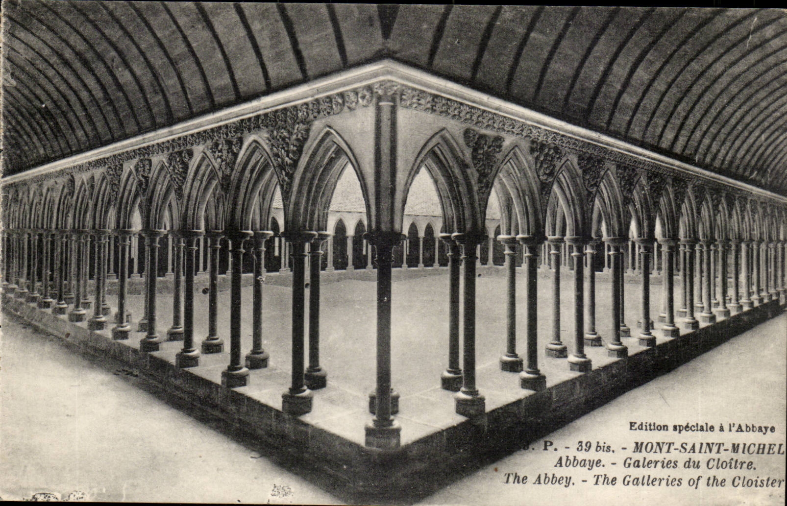 Mont-Saint-Michel — Galeries du Cloître — Édition spéciale à l'Abbaye