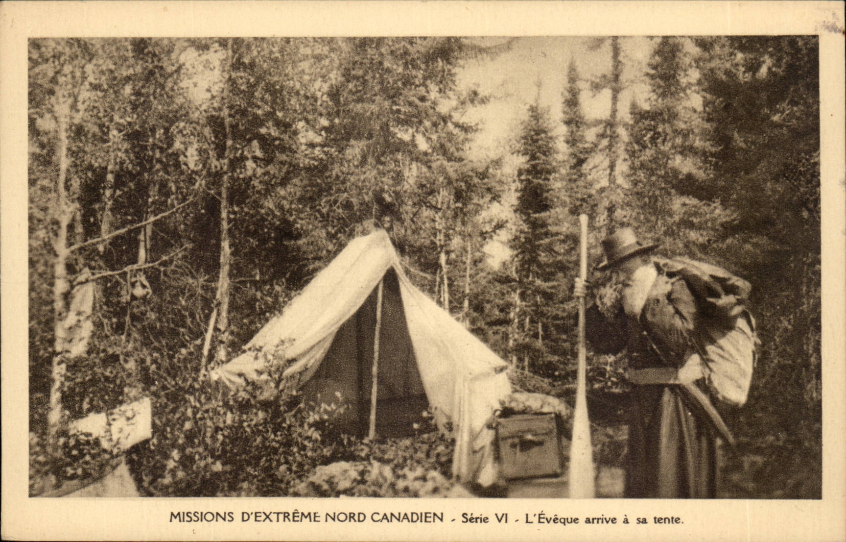 CPA Missions d extreme nord canadien l eveque arrive a sa tente CAnada