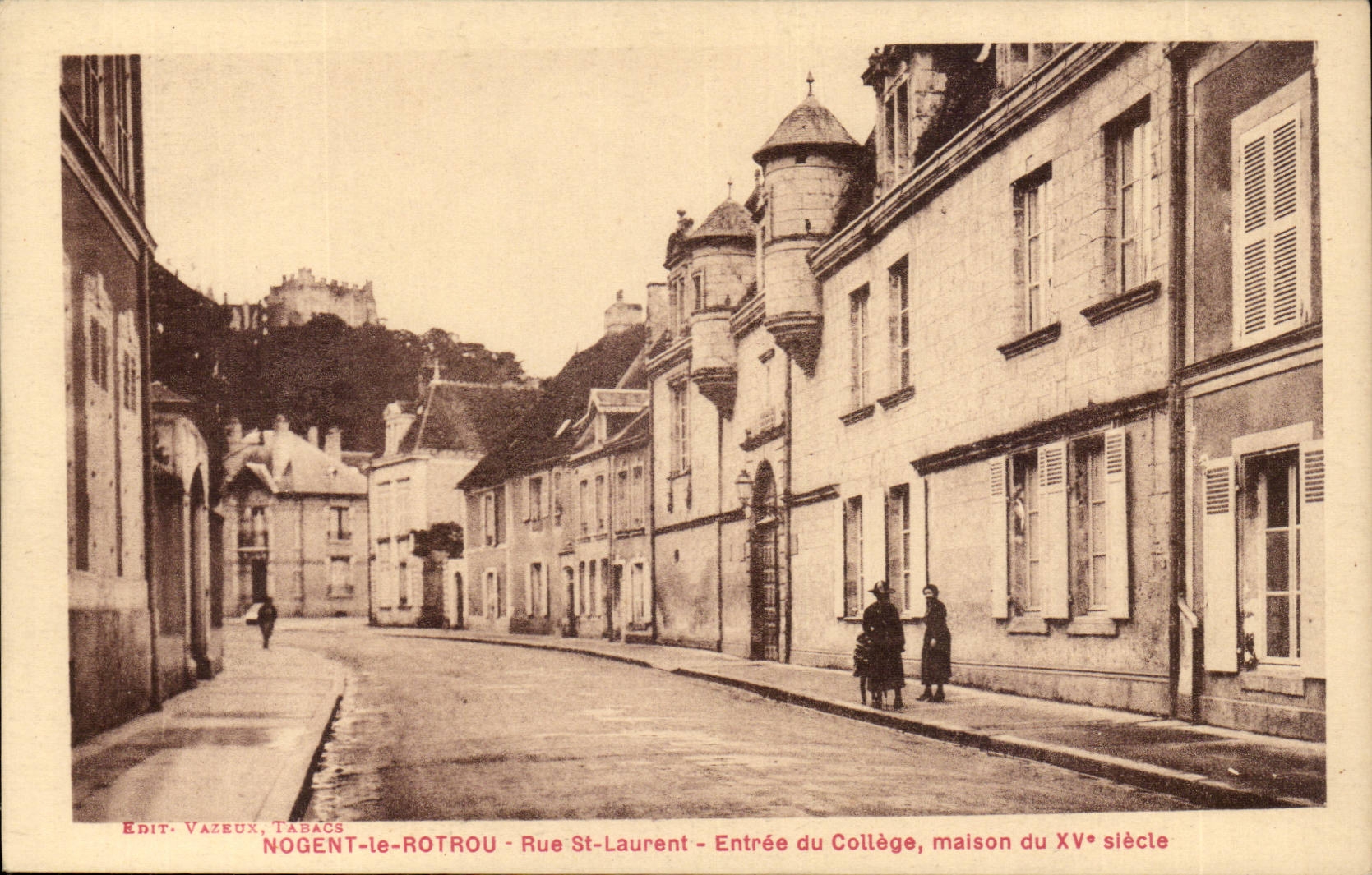 Nogent-le-Rotrou - Rue St-Laurent - Eingang zum College, Haus des 15. Jahrhunderts
