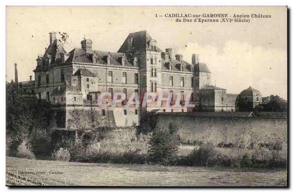 Cadillac-sur-Garonne — Ancien Château du Duc d'Epernon (XVIe siècle) — Harbavas, photo, Cadillac