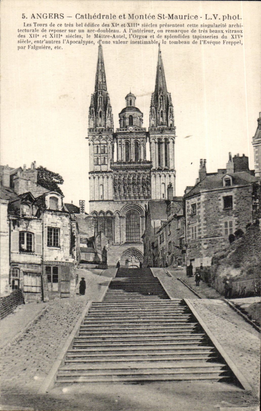 Angers CPA Cathedrale et montee St Maurice 