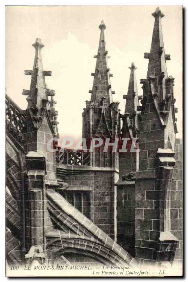 Mont Saint Michel CPA La basilique Les pinades et contreforts