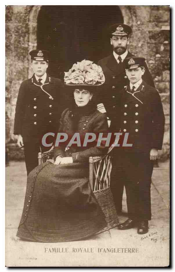 Famille Royale d'Angleterre — photographie de la reine Alexandra, le roi George V et leurs fils — éditeur Hawk & Son, n° 354