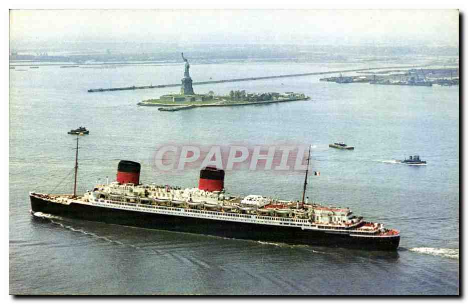 CPA Bateau Liberte dans le port de New York Paquebot de la Transatlantique