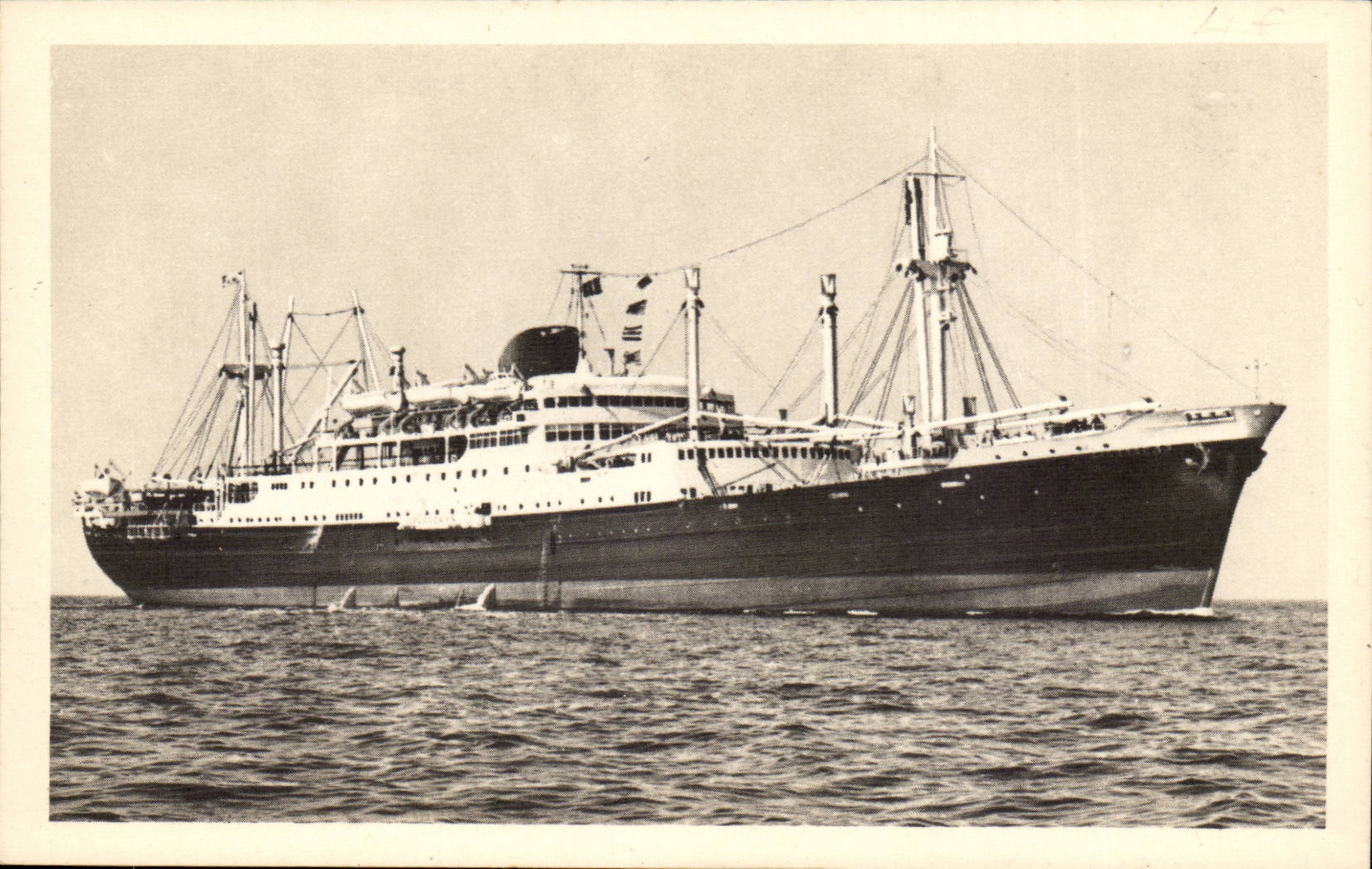 Los transbordadores mixtos "CALÉDONIEN" "TAHITIEN" — de la Compagnie des Messageries Maritimes — Imp. Transoatlantique, París