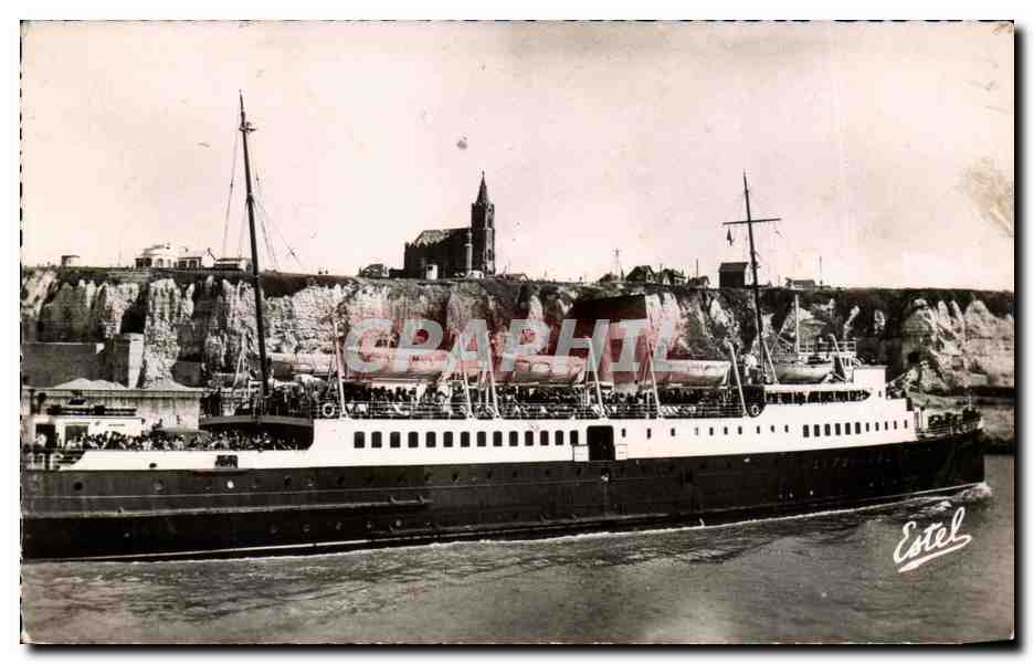 CPA Bateau Dieppe Courrier d'aRRomanches dans le port 