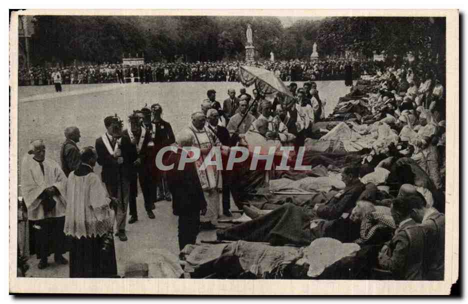 Lourdes CPA La benediction des malades
