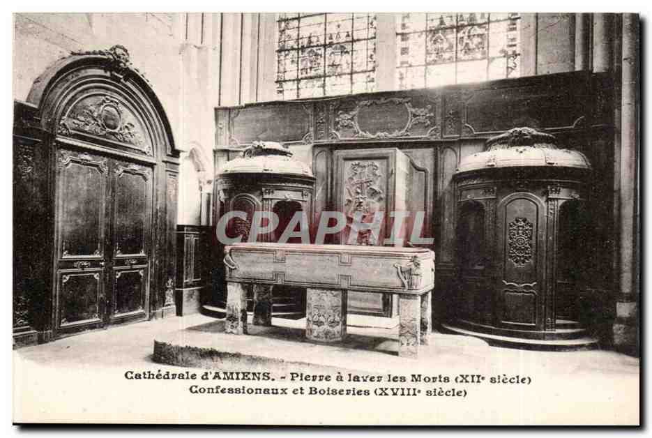 CAthedrale d'Amiens CPA Pierre a laver les morts Confessionnaux et Boiseries 