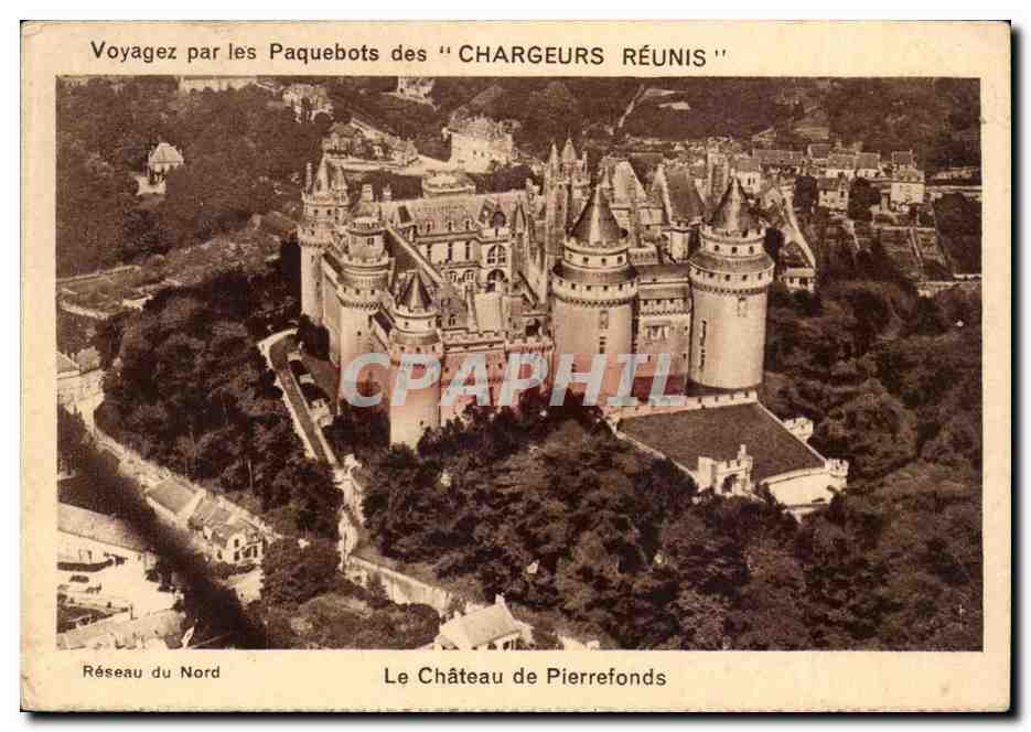 Le Château de Pierrefonds — Vue aérienne — Réseau du Nord