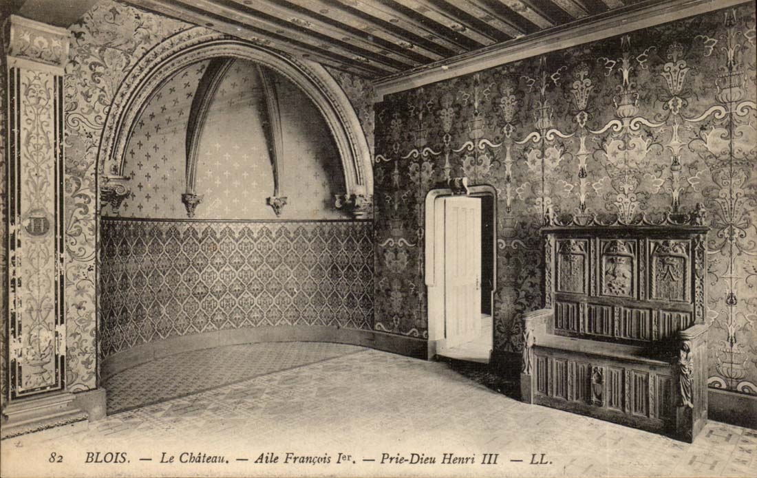 Blois - Le Chateau - Prie Dieu Henri III - CPA 