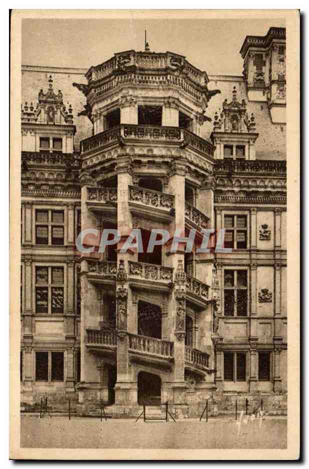 CPA Blois Le chateau Escalier Francois 1er