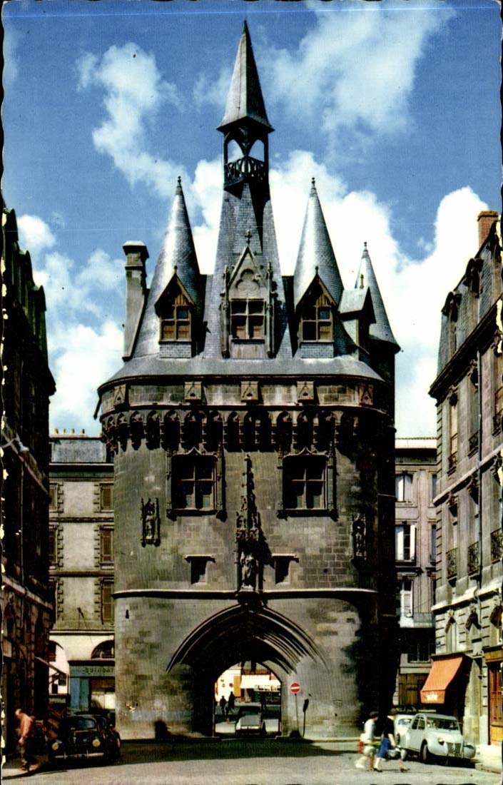 Bordeaux CPA Porte du palais ou porte Caillau Palais de l'ombriere