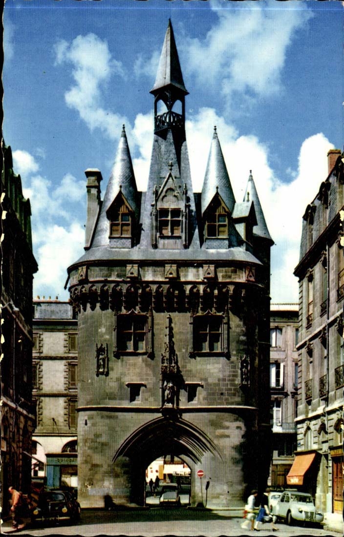 Bordeaux CPA Porte du palais ou porte Caillau Palais de l'ombriere