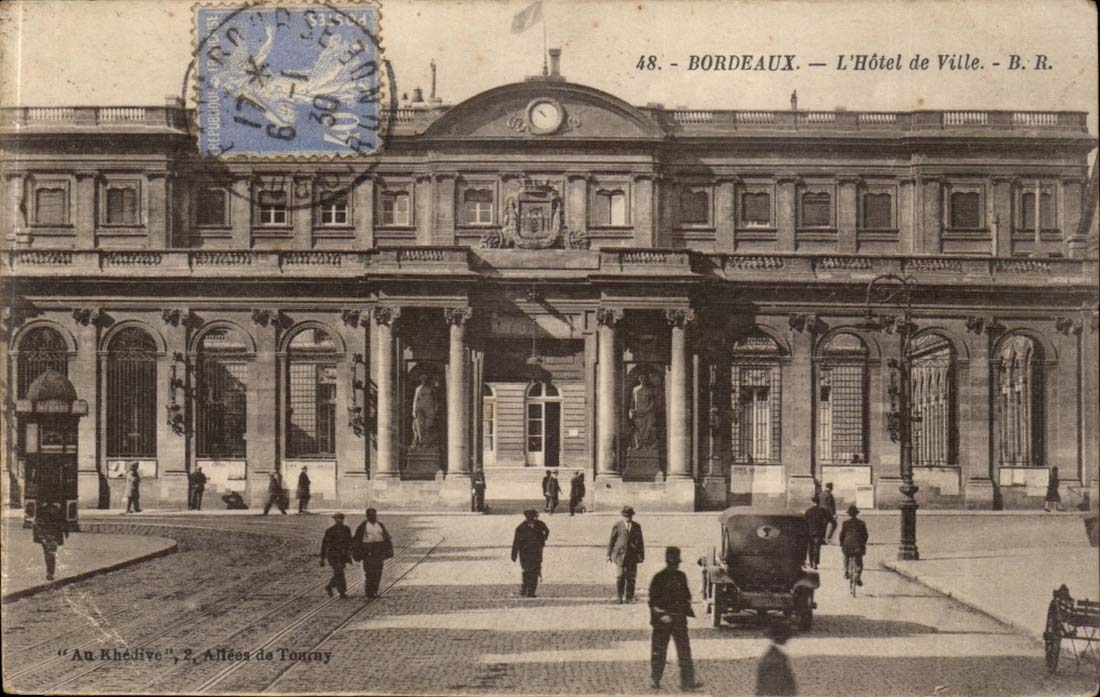 Bordeaux CPA L'hotel de ville