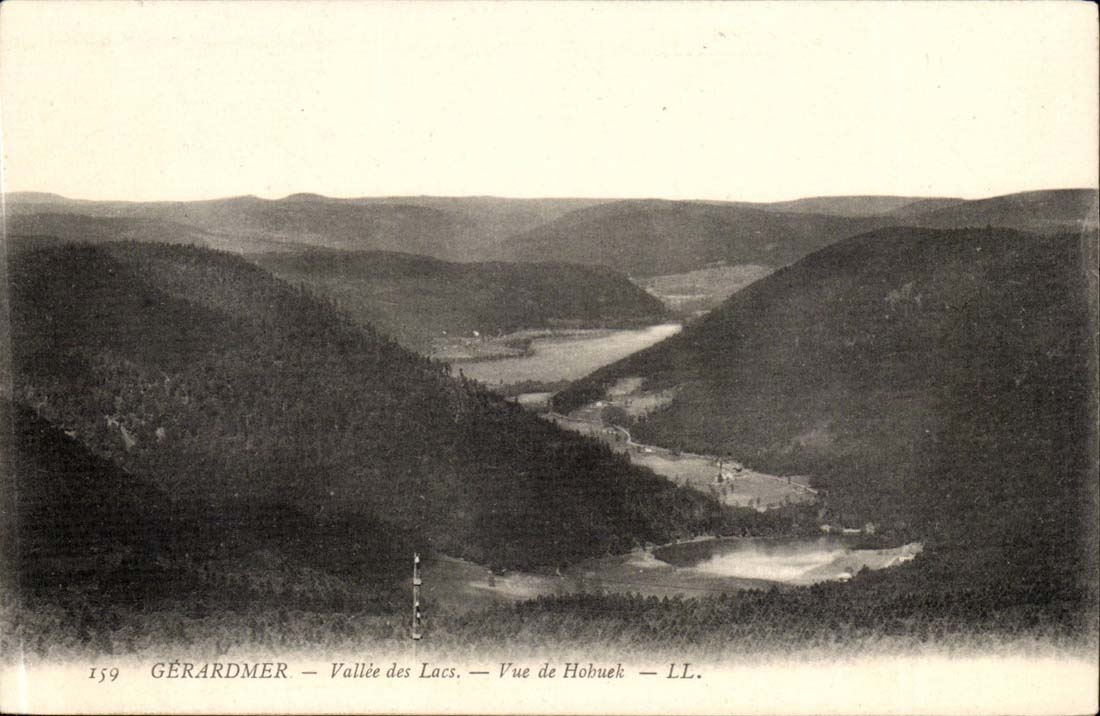 Gérardmer — Vallée des Lacs — Vue de Hobuek — LL. — N° 159