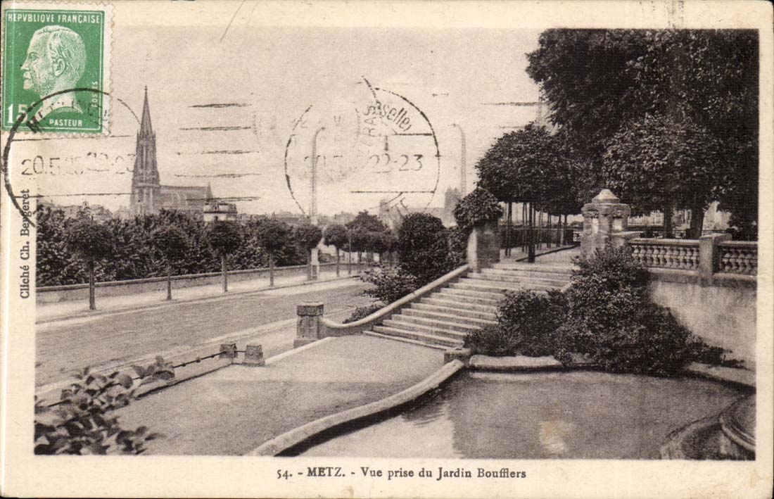 Metz - Vue prise du Jardin Boufflers — Cliché Ch. Bergeret, n°54