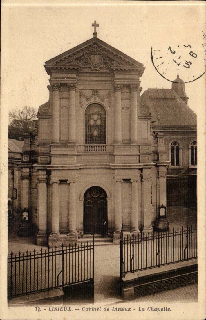 Lisieux CPA Carmel de Lisieux La chapelle