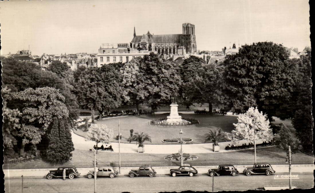 Square Colbert — Reims (Marne) — La Cigogne