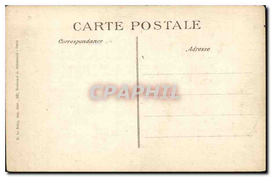 Reims — Intérieur de la Cathédrale après le bombardement — Éditeur K. Le Daley, Paris — Reverso