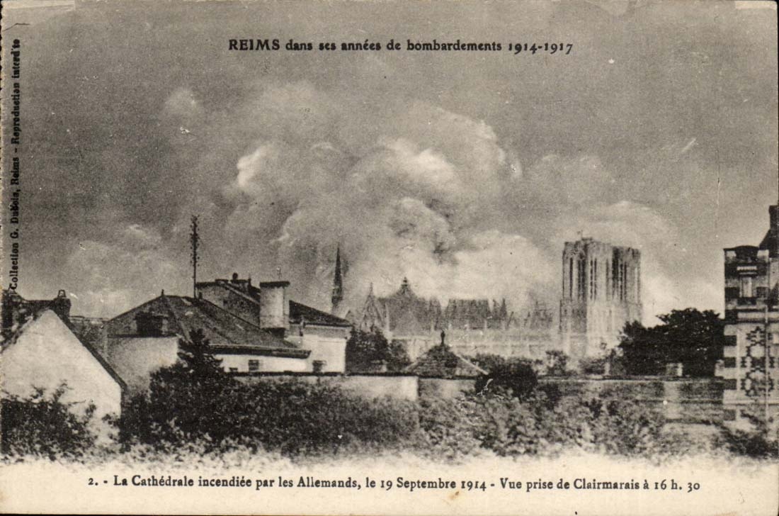 Reims CPA Guerre de 1914 la cathedrale incendiee par les allemands 19 septembre 1914 CLairmarais
