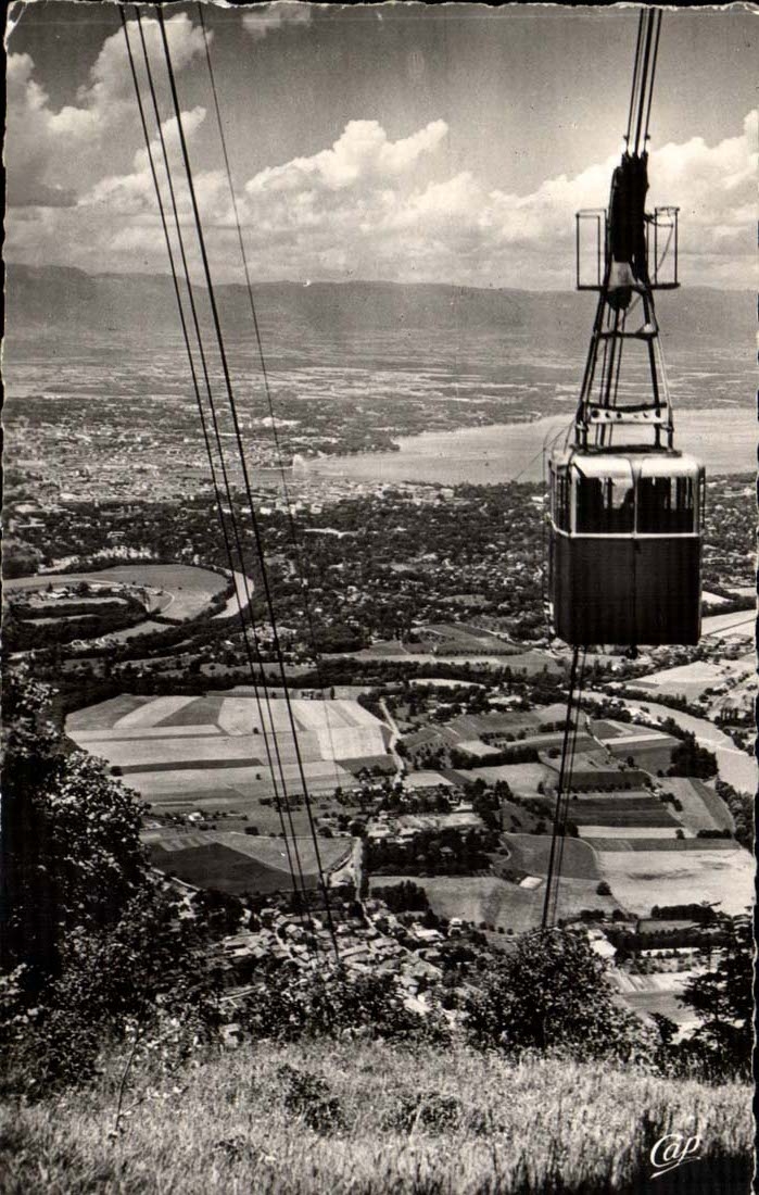 Suisse La SAleve Teleferique Geneve et le lac Leman