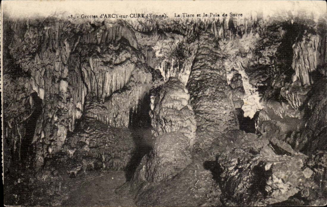 Grottes d'arcy sur Cure CPA La tiare et le pain de sucre