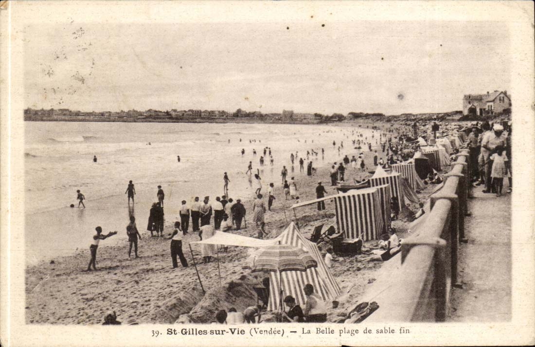 St geilles sur Vie La belle Plage de sable fin - CPA 