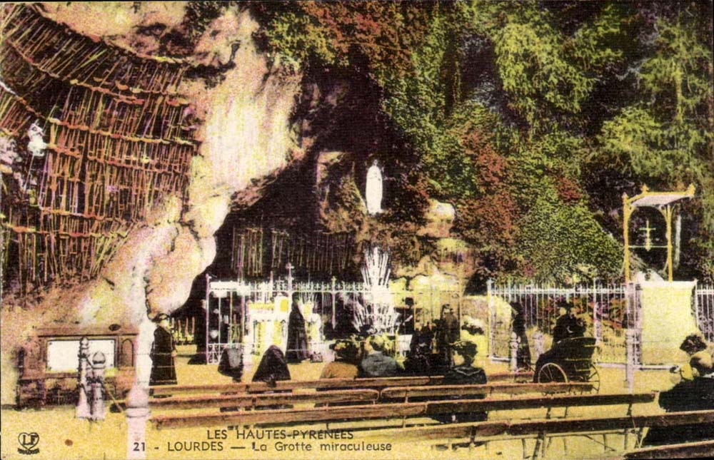 Lourdes — La Grotte miraculeuse — Les Hautes-Pyrénées, n°21