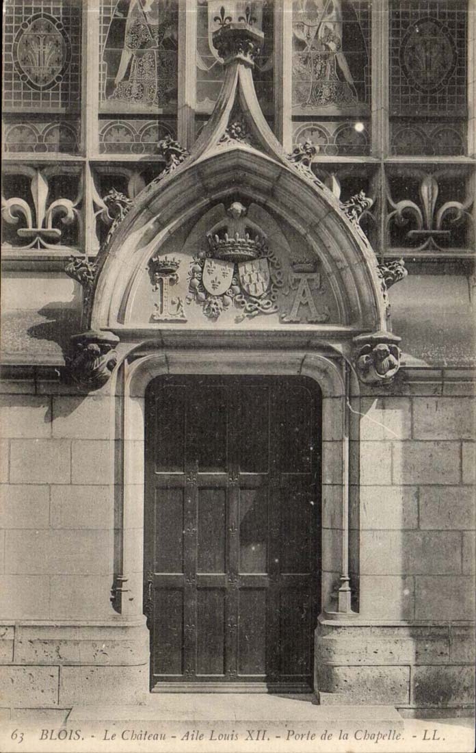 Blois CPA Le chateau Louis XII porte de la chapelle