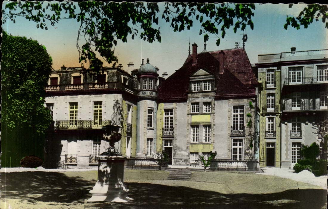 Vichy CPA PAvillon SEvigne