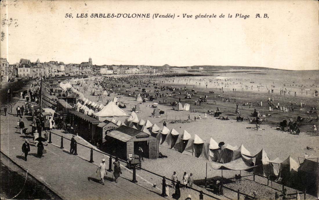 Les Sables-d'Olonne (Vendée) — Vue générale de la Plage — A.B.