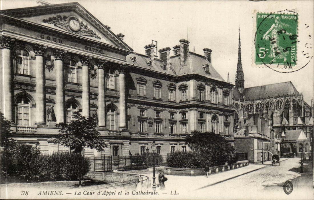 Amiens CPA Cour d'appel et la cathedrale