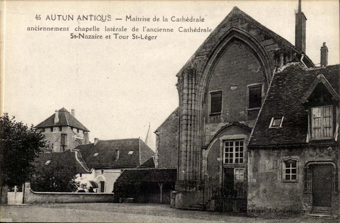 Autun Antik — Kathedralwerkstatt — einst Seitenkapelle der alten Kathedrale St-Nazaire und Turm St-Léger