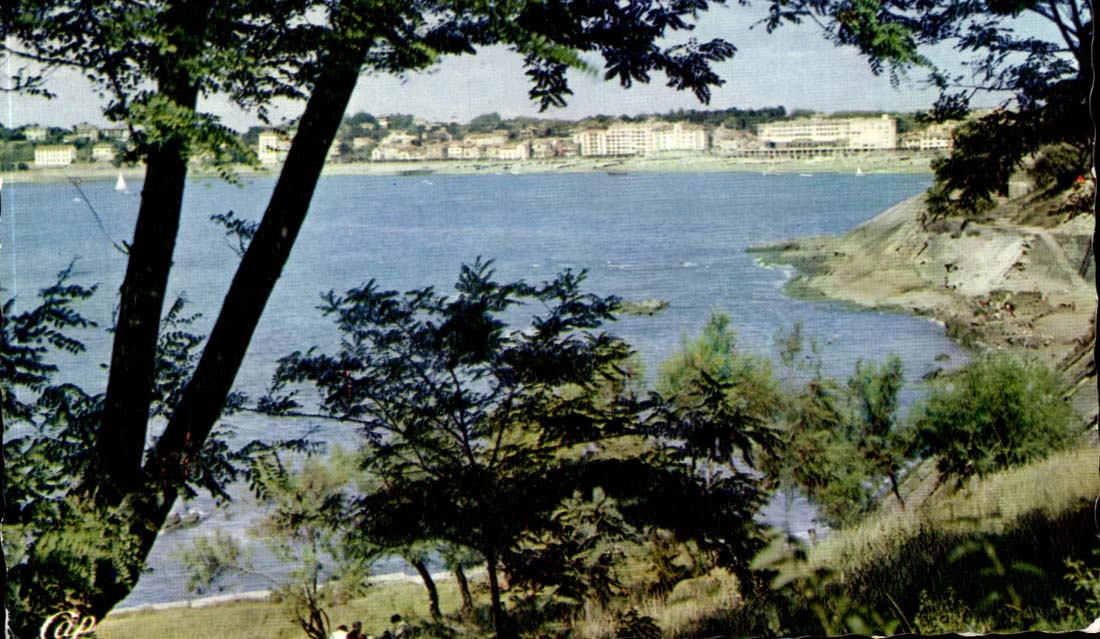 Saint-Jean-de-Luz — Ansicht der Strände — Mexichrome