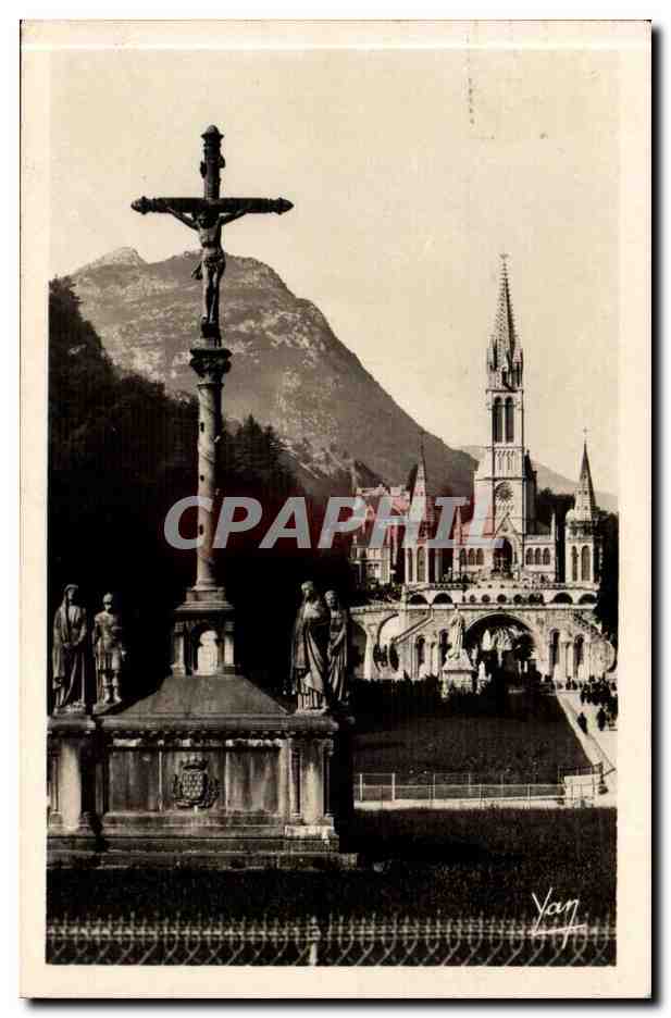 Lourdes CPA Basilique et le calvaire breton