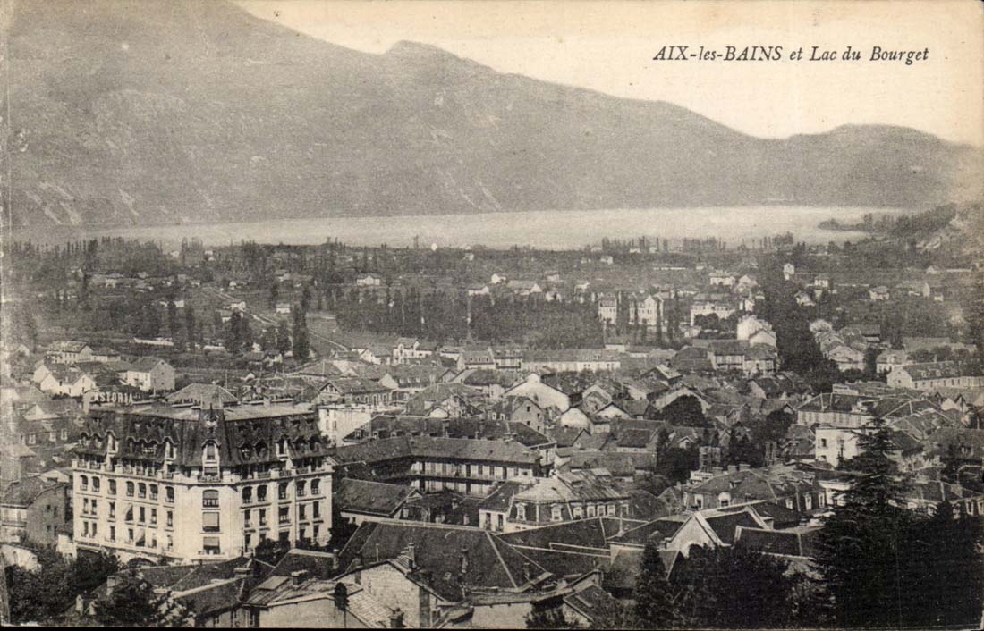 Aix les Bains - et le Lac du Bourget CPA 