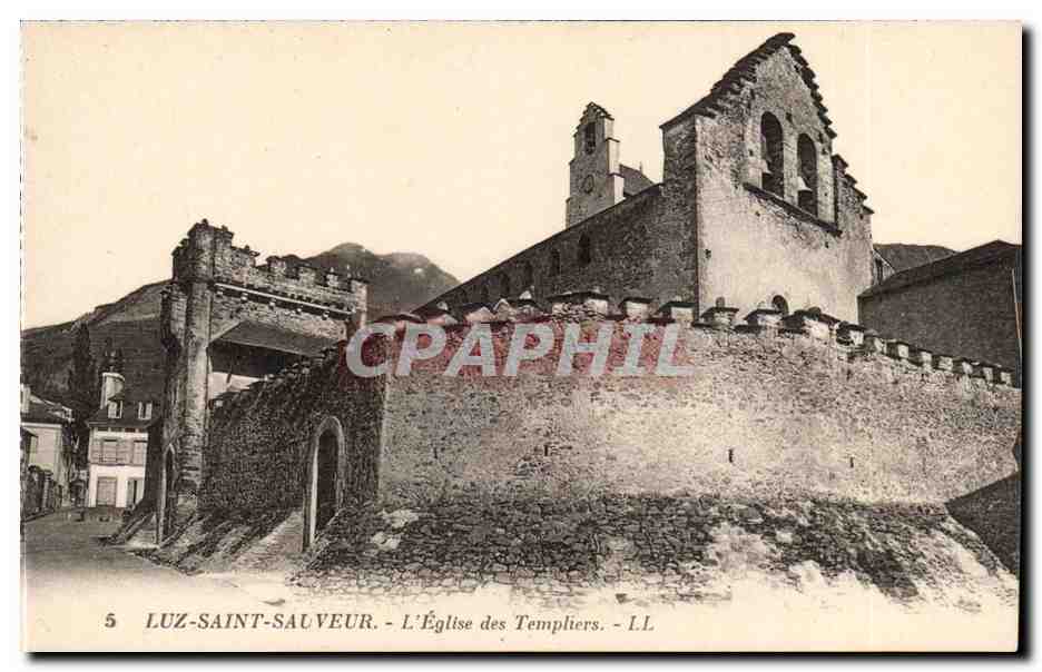 Luz - L'Eglise des Templiers CPA 