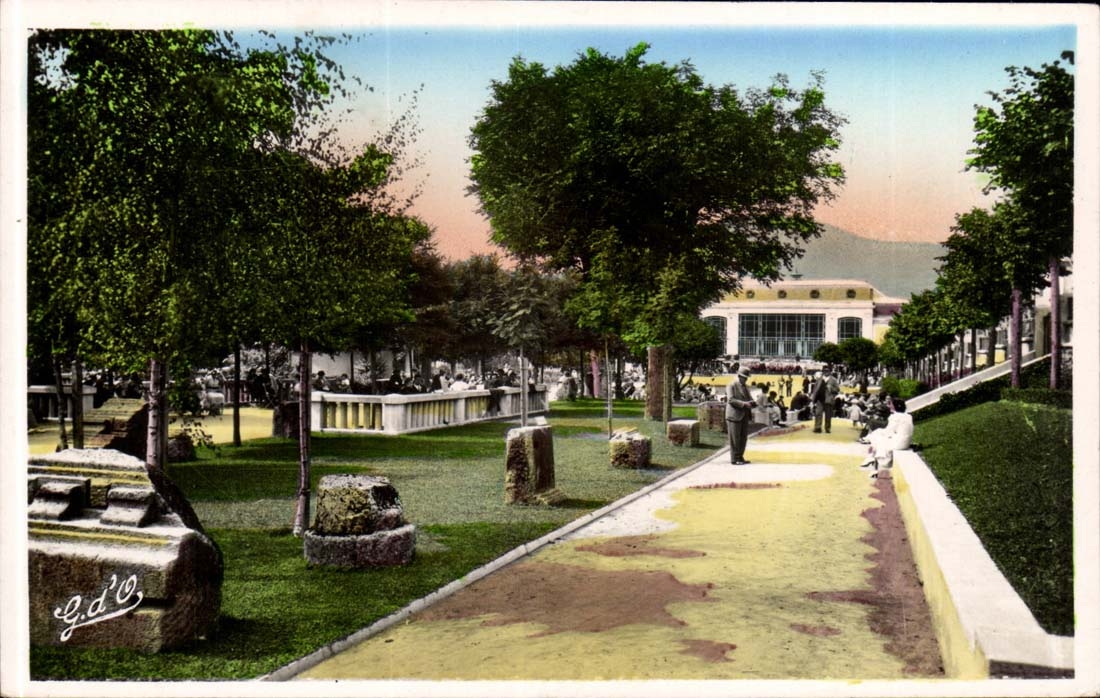 Le Mont Doree - Parc du Casino - CPA 