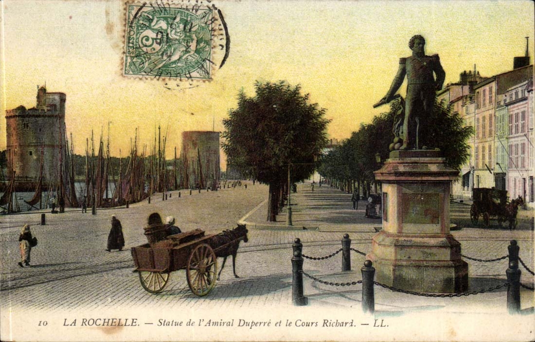 La Rochelle — Statue de l'Amiral Duperré et le Cours Richard — LL.